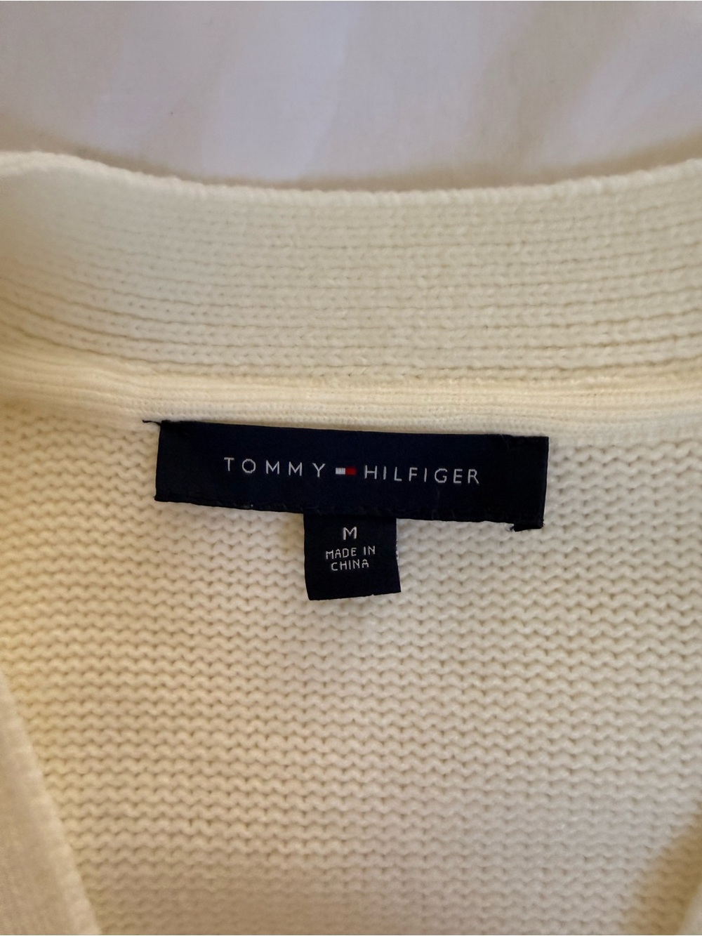 Tommy Hilfiger Cream Knit Sweater with Embroidered Crest - Picture 4 of 10